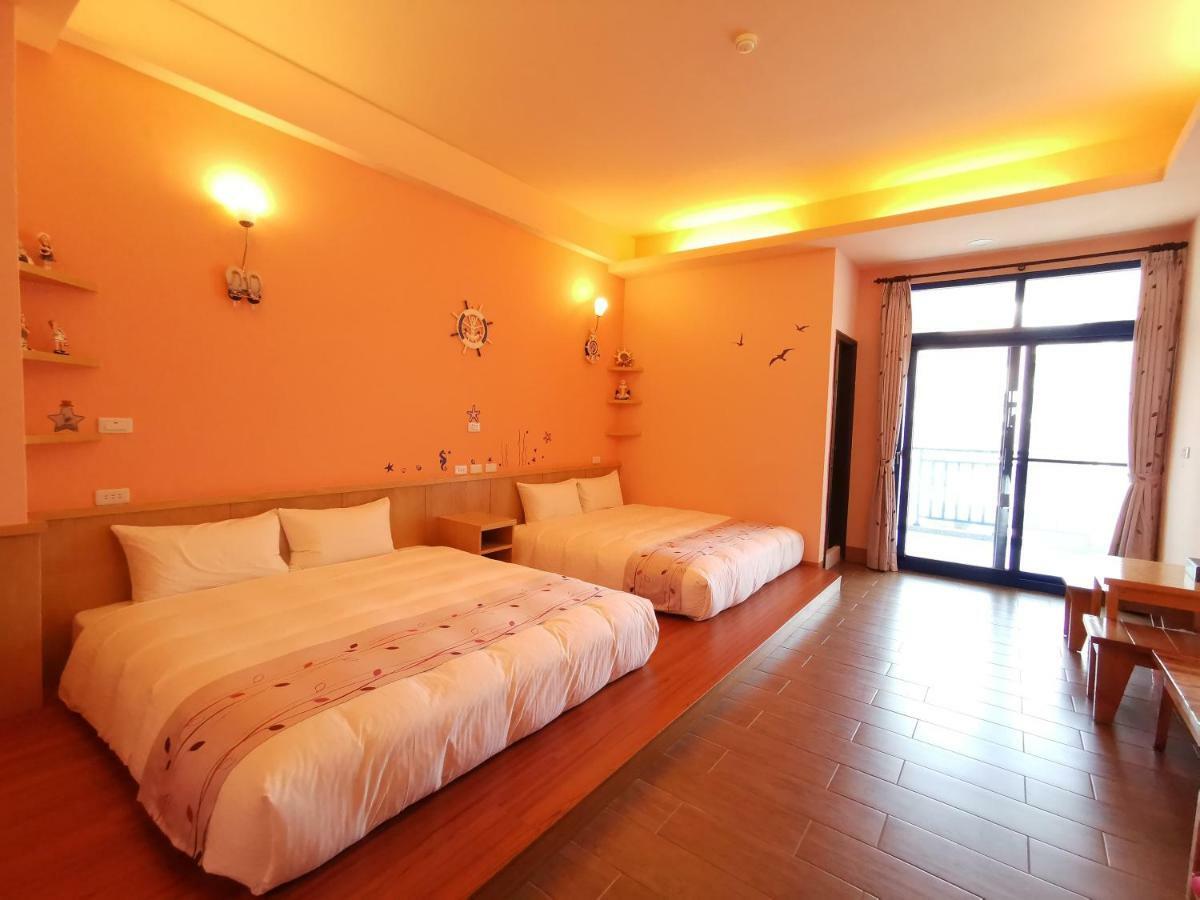 Love Ocean & Happy Bay Homestay Donggang Exterior photo